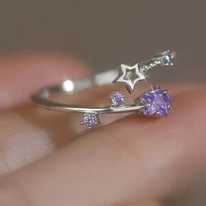 Elegant Silver and Purple Star Ring